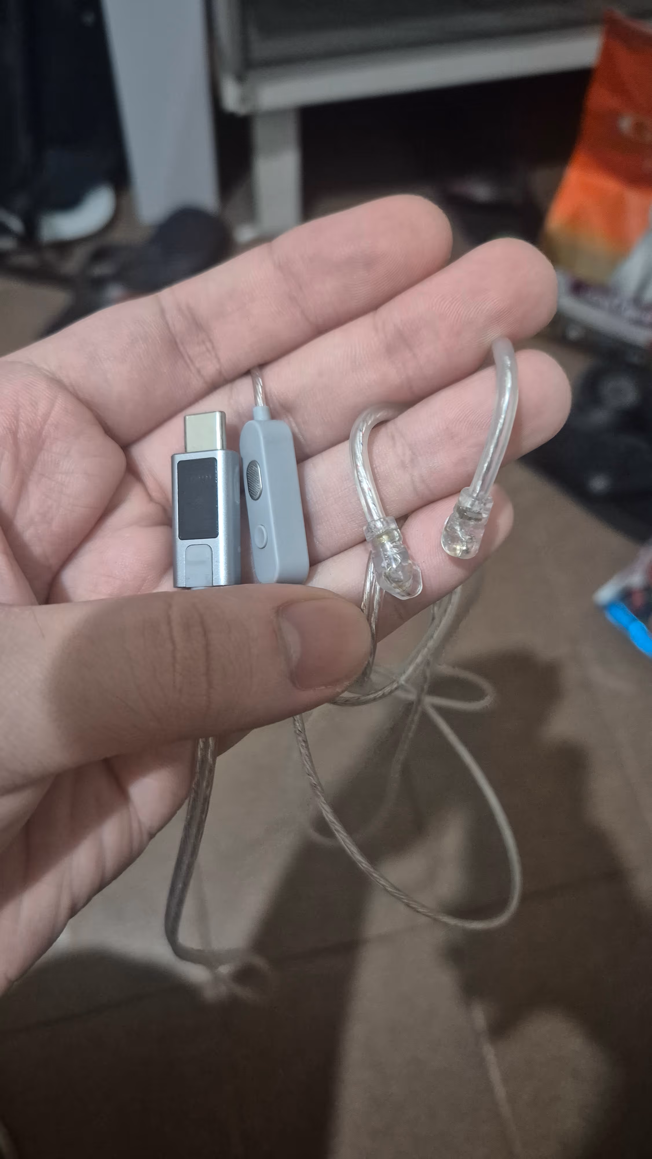 Cabo USB-C com microfone duplo KZ M2 — foto 1