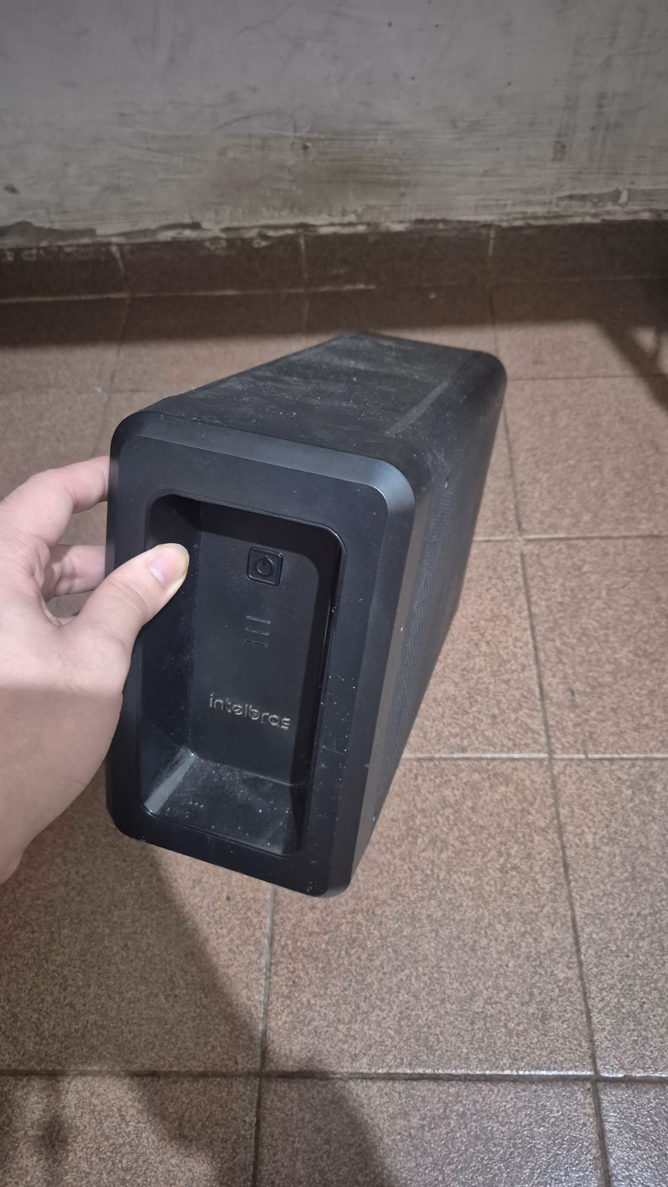 Nobreak Intelbras Attiv 220V — foto 1